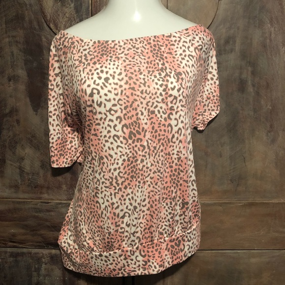 torrid Tops - Pink leopard off shoulder tee *never worn*
